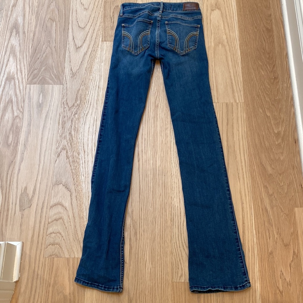Hollister mini flare jeans, size 23, dark blue. - Picture 2 of 2